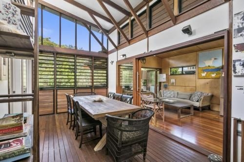 Pandanus Retreat1
