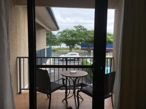 Lakeview Motor Inn1