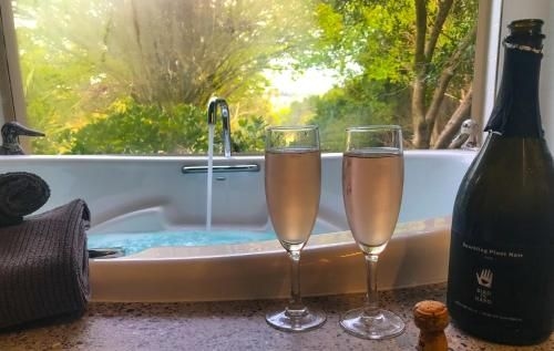 Adelaide Hills Retreats0