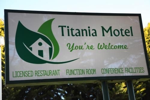Titania Motel0
