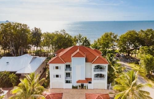 Villa Beach Palm Cove0