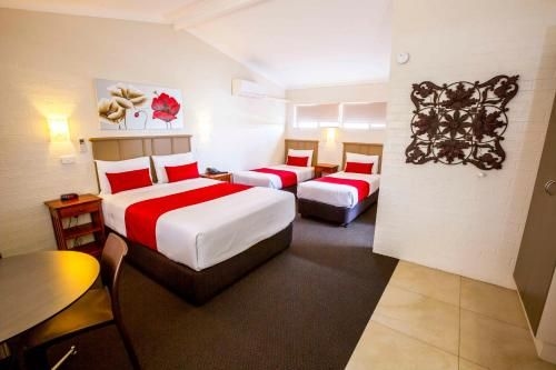 แอปเปิ้ล แอนด์ เกรพ โมเต็ล (Apple & Grape Motel)1