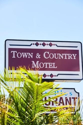 Town and Country Motel0
