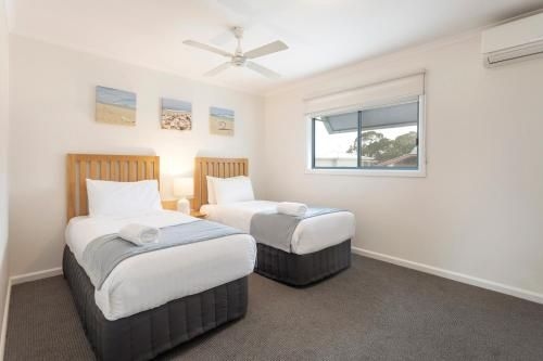 Captains Cove Resort3