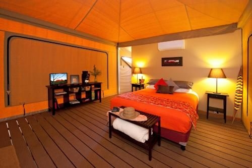 Squeakywindmill Boutique Tent B&B1
