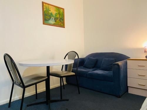 County Lodge Motel2