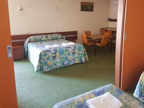 The Club Hotel3