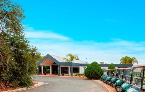 Comfort Inn & Suites Riverland0
