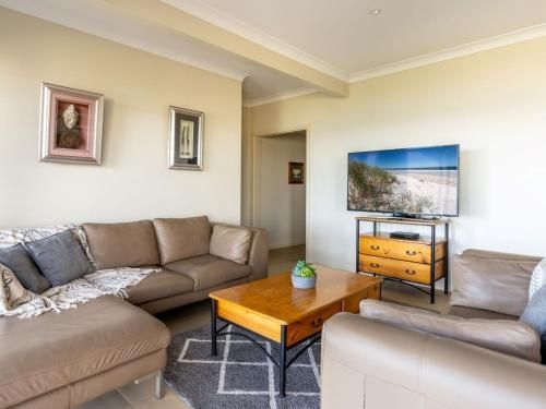 Mamorhomy - beachfront spacious apartment (Mamorhomy - Beachfront Spacious Apartment)4