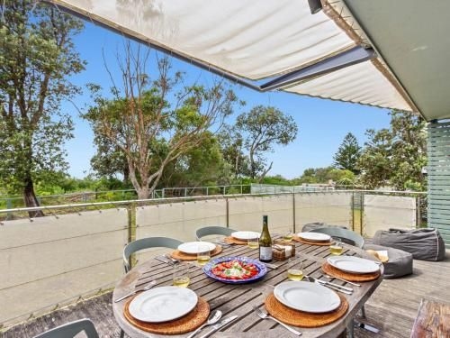 The Boathouse - comfortable beachfront home (The Boathouse - Comfortable Beachfront Home)4
