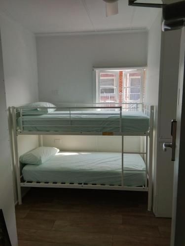 Mumma's Hostel Surfers Paradise3