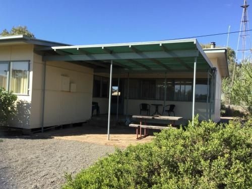 Edeowie Station2