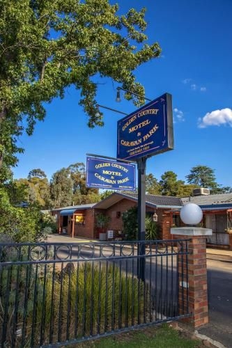 Golden Country Motel and Caravan Park0