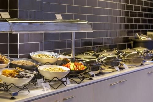ทราเวลลอดจ์ โฮเทล ซิดนีย์ แอร์พอร์ต (Travelodge Hotel Sydney Airport)2