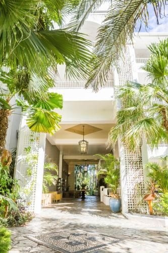Alamanda - Suite 460