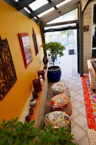Mullaloo B & B0