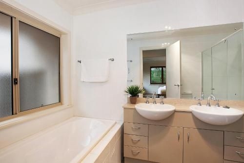 Peppertree Lodge Hunter Valley1