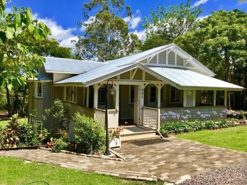 Keillor Lodge0