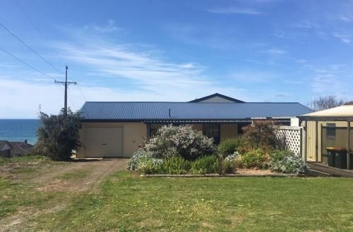 Blakeney Holiday House1