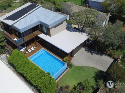 Seaview - Stunning Bay Views!1