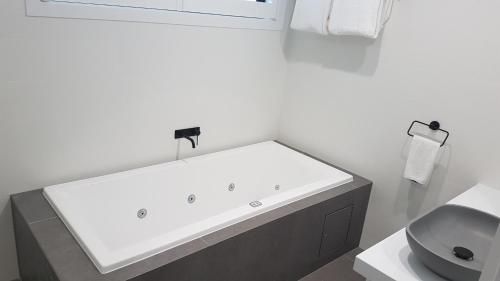 Ocean Grove Chalet3