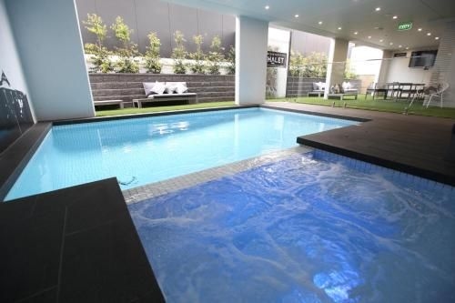 Ocean Grove Chalet0
