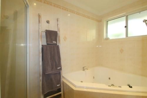 Barefoot, 32 Skyline Crescent, Crescent Head3