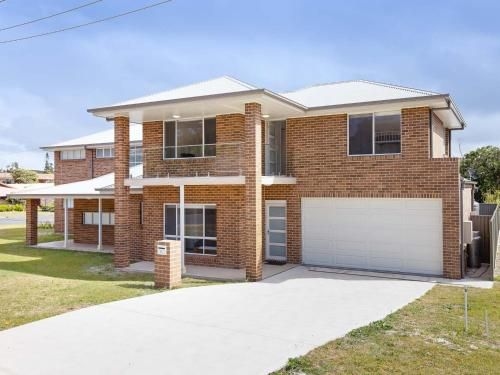 5B BENT STREET - LARGE HOUSE WITH DUCTED AIR CON, WIFI & FOXTEL (5B Bent Street-Large House)1