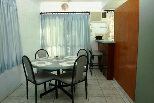 Sky View Units Bowen2