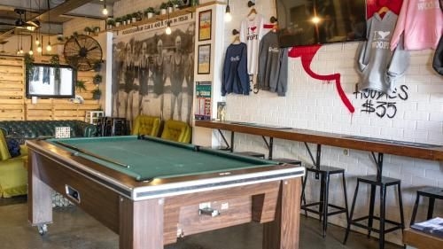 Woopi Backpackers4