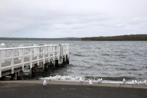 Panorama @ the Lake - Pet Friendly - 15 Mins to Hyams Beach (Panorama @ The Lake - Pet Friendly - 15 Mins To Hyams Beach)2