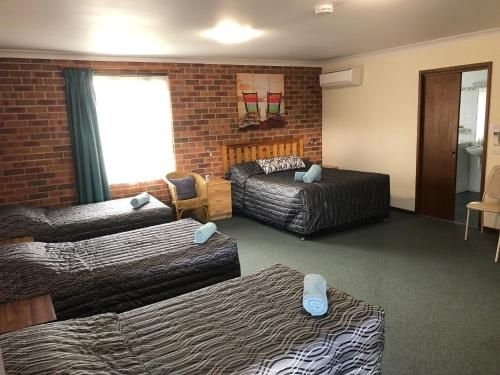 Denman Motor Inn3