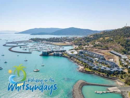 3 Bedroom Ultimate Luxury Waterfront4