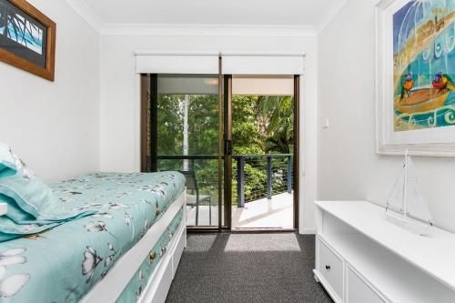 Calinda Sol 2 @ Clarkes Beach2