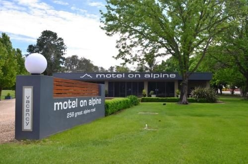 Myrtleford Motel on Alpine0