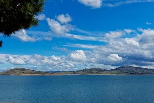 Rainbow Pines Tourist Caravan Park0