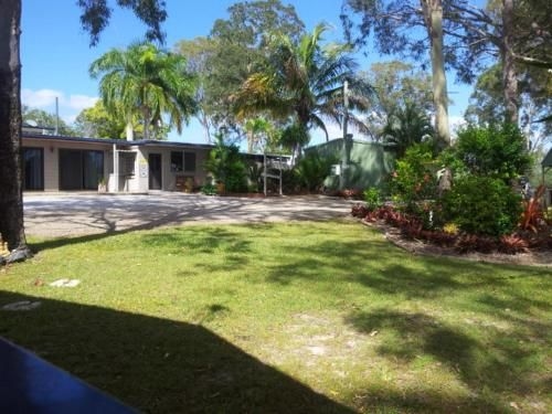 Greenacres Motel / Van Park0