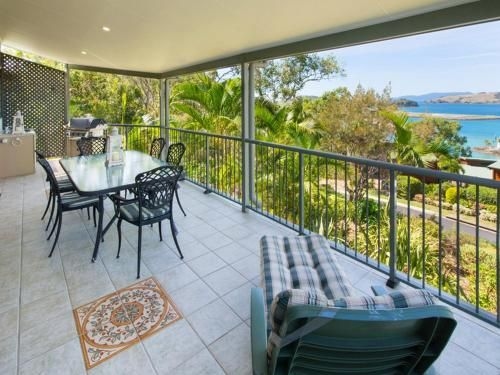 3 Bedroom Heliconia Grove on Hamilton Island1