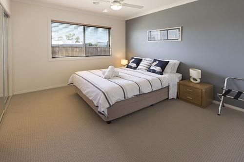 Pelican Landing - Stunning Lake King Views1