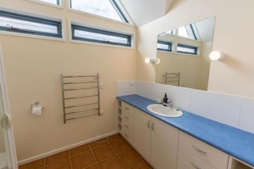 The Loft - Waterfront with Private Pool2