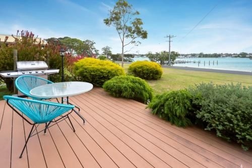 Getaway - Waterfront Island Living0