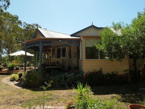 Lilys by the Lake - Raymond Island Accommodation0