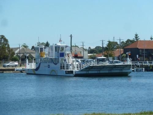 Lilys by the Lake - Raymond Island Accommodation3