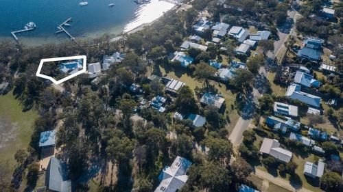 Lilys by the Lake - Raymond Island Accommodation1