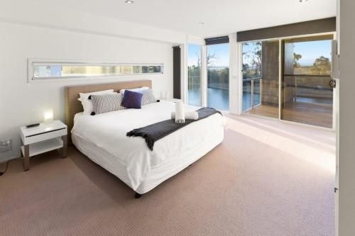 Gippsland Lakehouse A - Canal frontage4