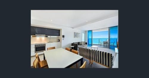 Luxury 5 Star Surfers Paradise Residences2