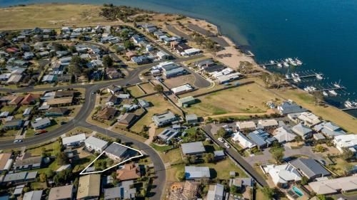 Tanjil - A stroll from the water in Paynesville2