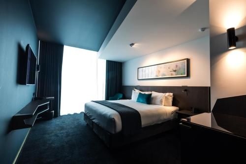 Eatons Hill Hotel4