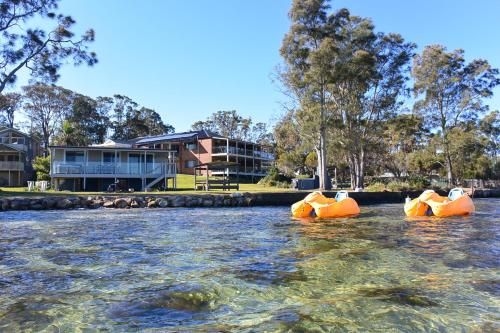 Dungowan Waterfront Accommodation0