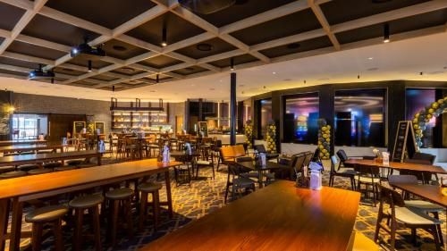 โรงแรมซันนีแบงค์ (Sunnybank Hotel)4